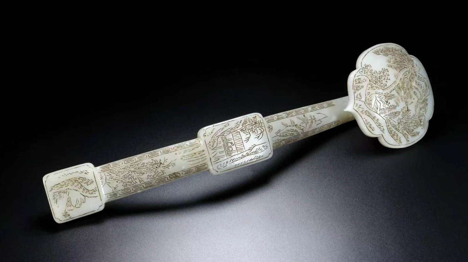 A Exquisite Hotan Jade Ruyi - 7