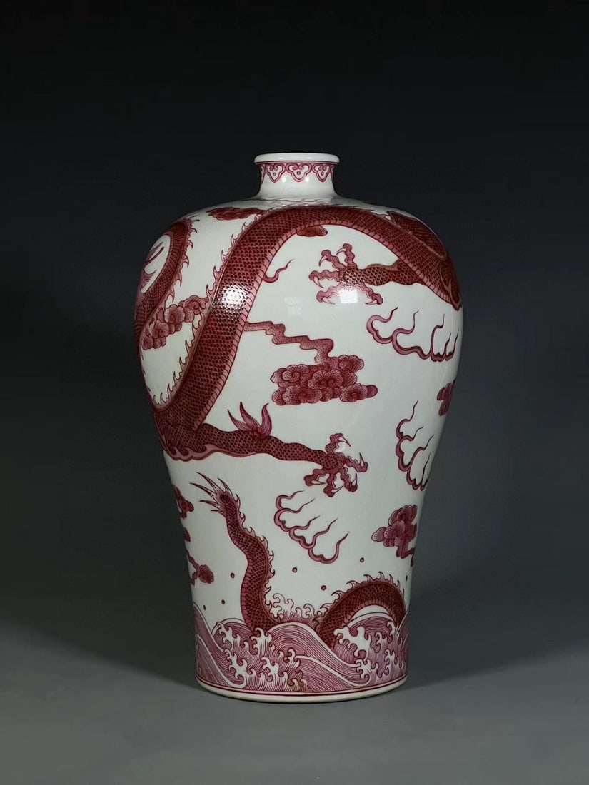 A Exquisite Ruby Red-Glazed Dragon Pattern Vase - 2