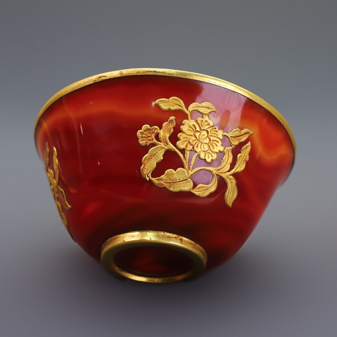 A Set of Exquisite Agate Cover with Gold Flower Pattern Tableware - 7