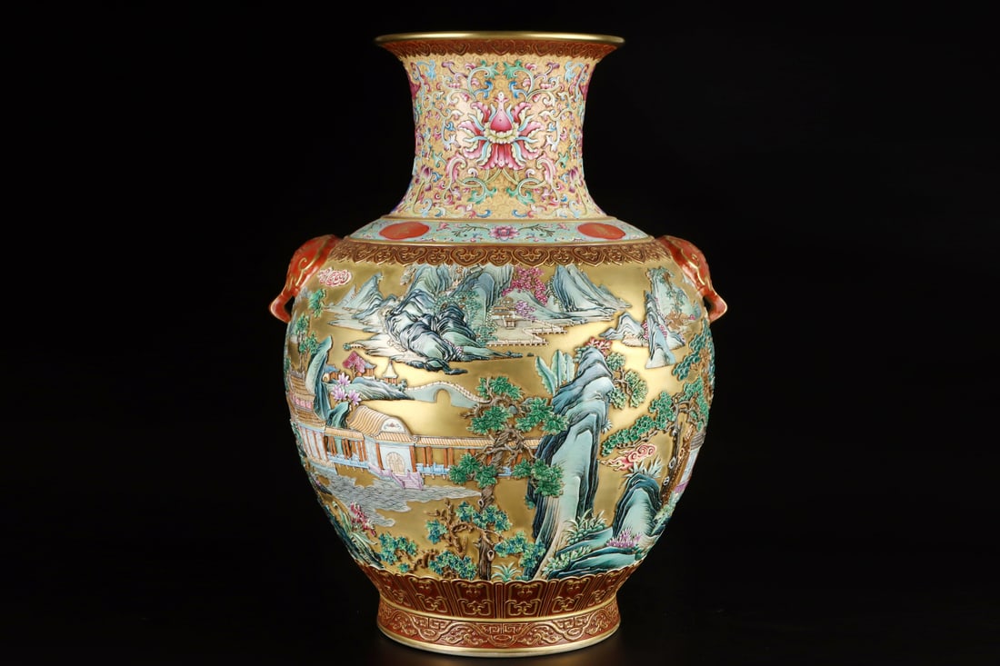 A Exquisite Enamel Gold Ground Painted Gold Landscape Pattern Lion-Ears Vase - 3