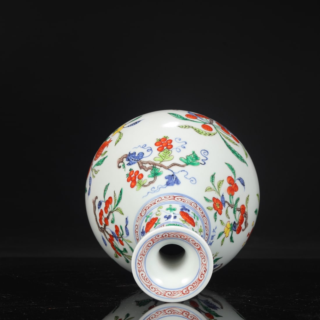 A Exquisite Blue and White Wucai Flower Fruit Pattern Vase - 5