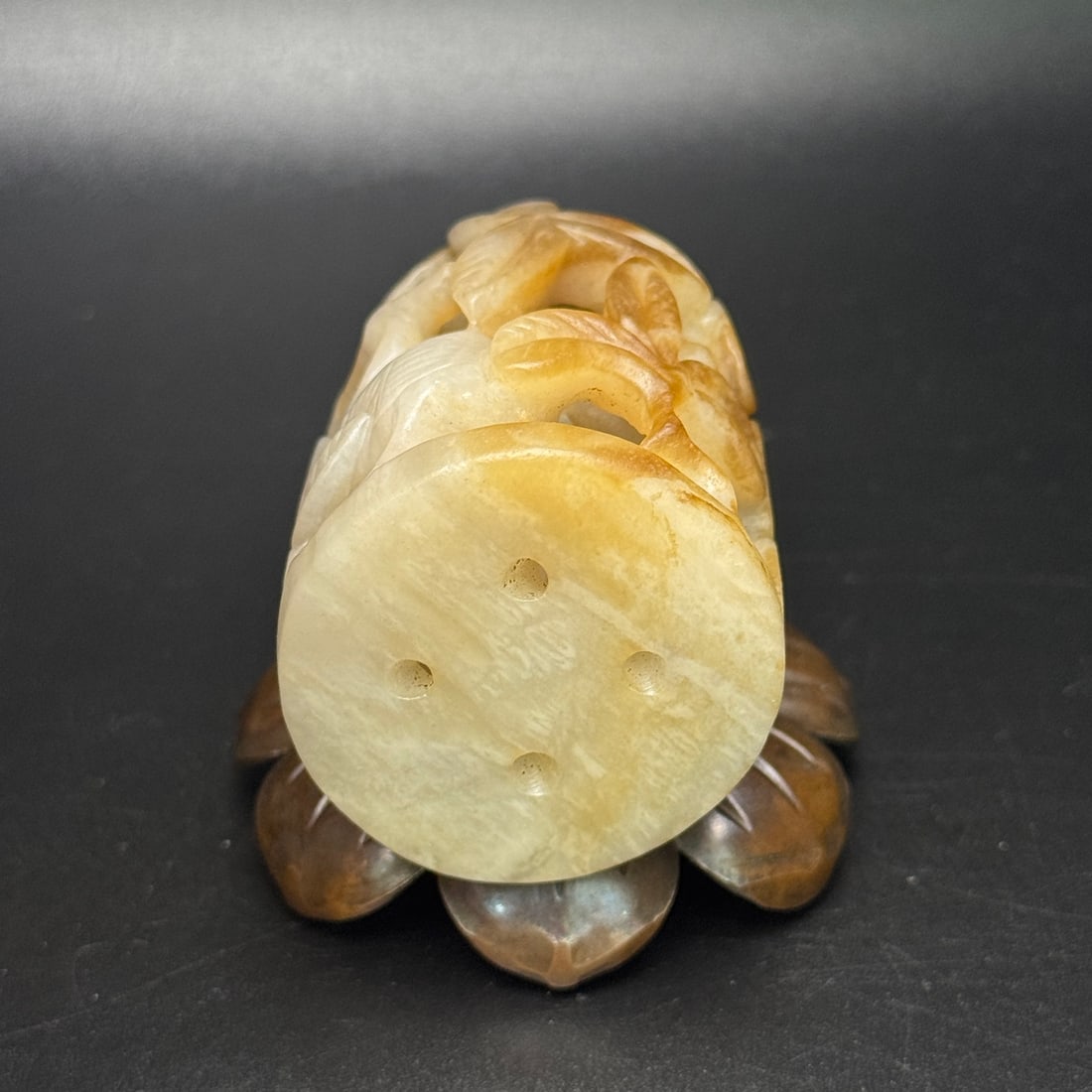 A Exquisite Hotan Jade Deer Censer Top - 6
