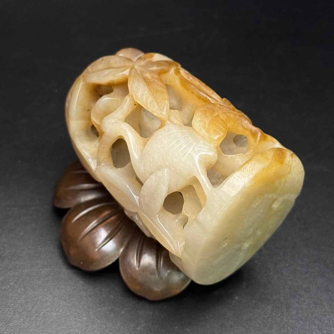 A Exquisite Hotan Jade Deer Censer Top - 7