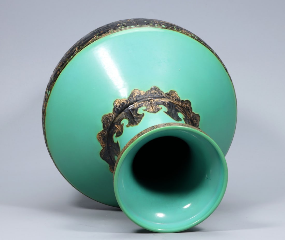 A Exquisite Turquoise-Glazed Bronze Color Vase - 6