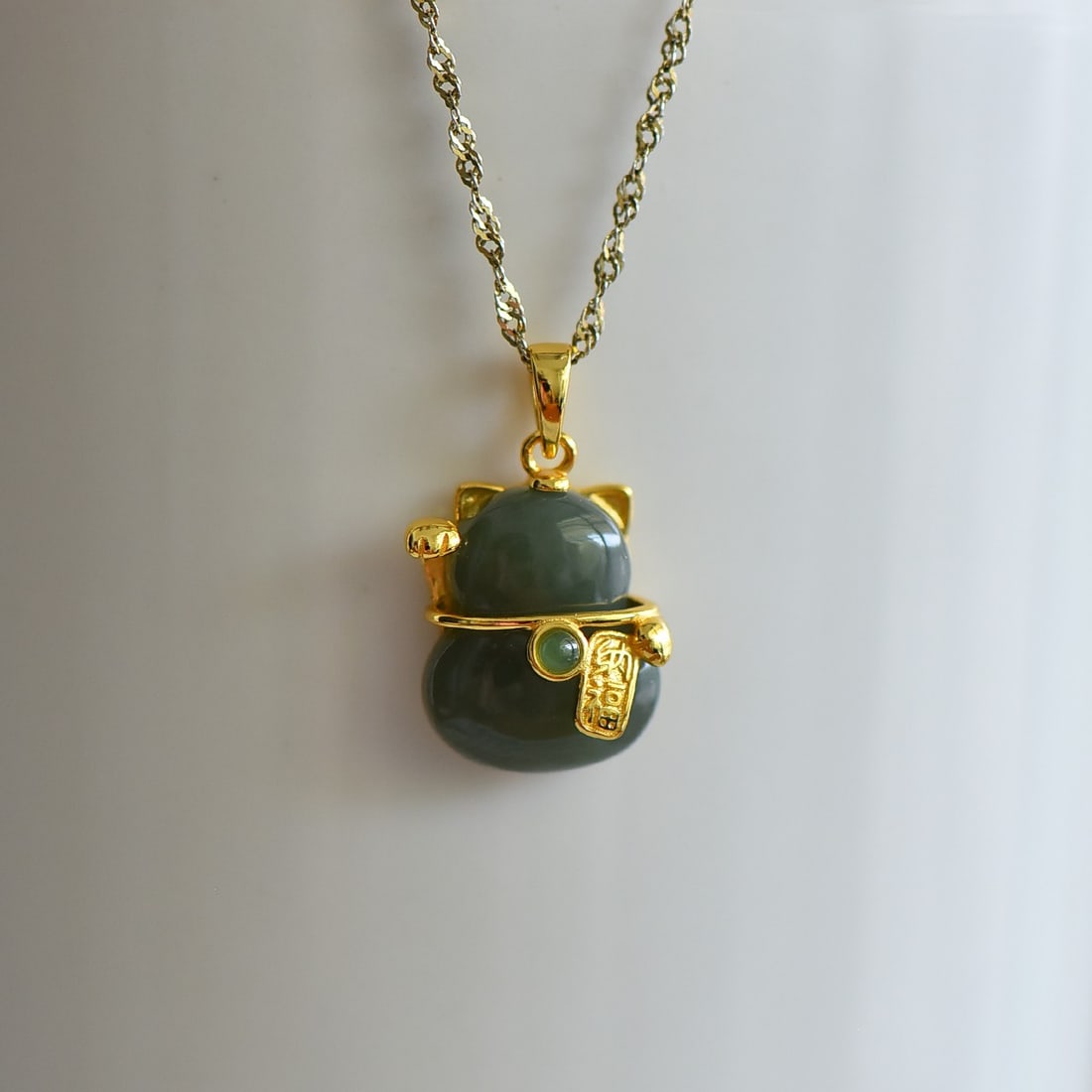 A pair of Exquisite Silver Inlaid Hotan Jade Cat-shaped Pendant - 3