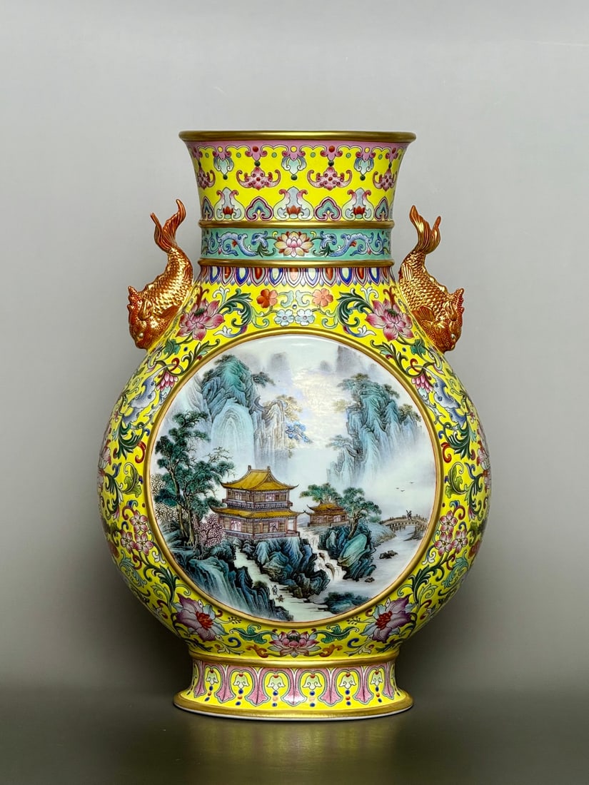An Exquisite Famille-Rose Painted Gold Lotus Pattern Landscape Pattern Double-Ears Vase: An Exquisite Famille-Rose Painted Gold Lotus Pattern Landscape Pattern Double-Ears Vase Qing Dynasty, China Qianlong Four-character Mark Size:14.3inx9.6in黄地瑞福缠ੜ