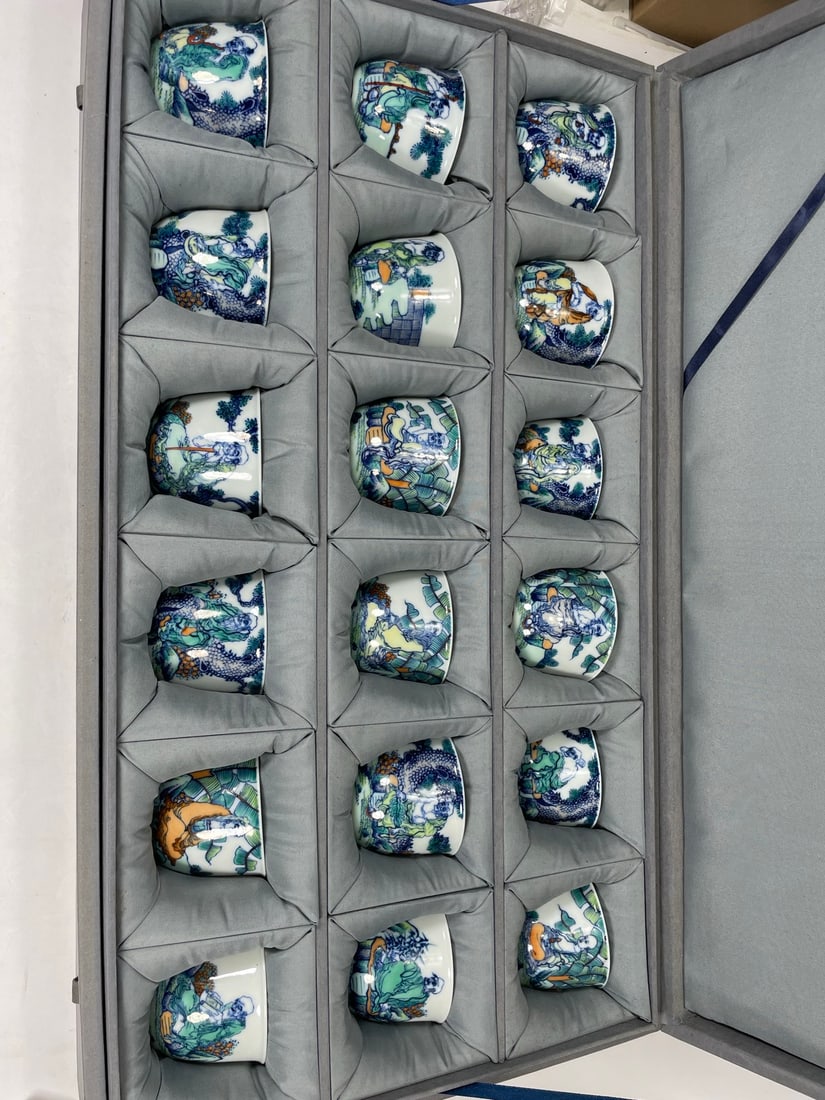 A Set of Fine Doucai Character and Story Pattern Cup: A Set of Fine Doucai Character and Story Pattern Cup Qing Dynasty, China Qianlong Six-character Mark Size:2.4inx3.1in斗彩十八罗汉一套 中国&#