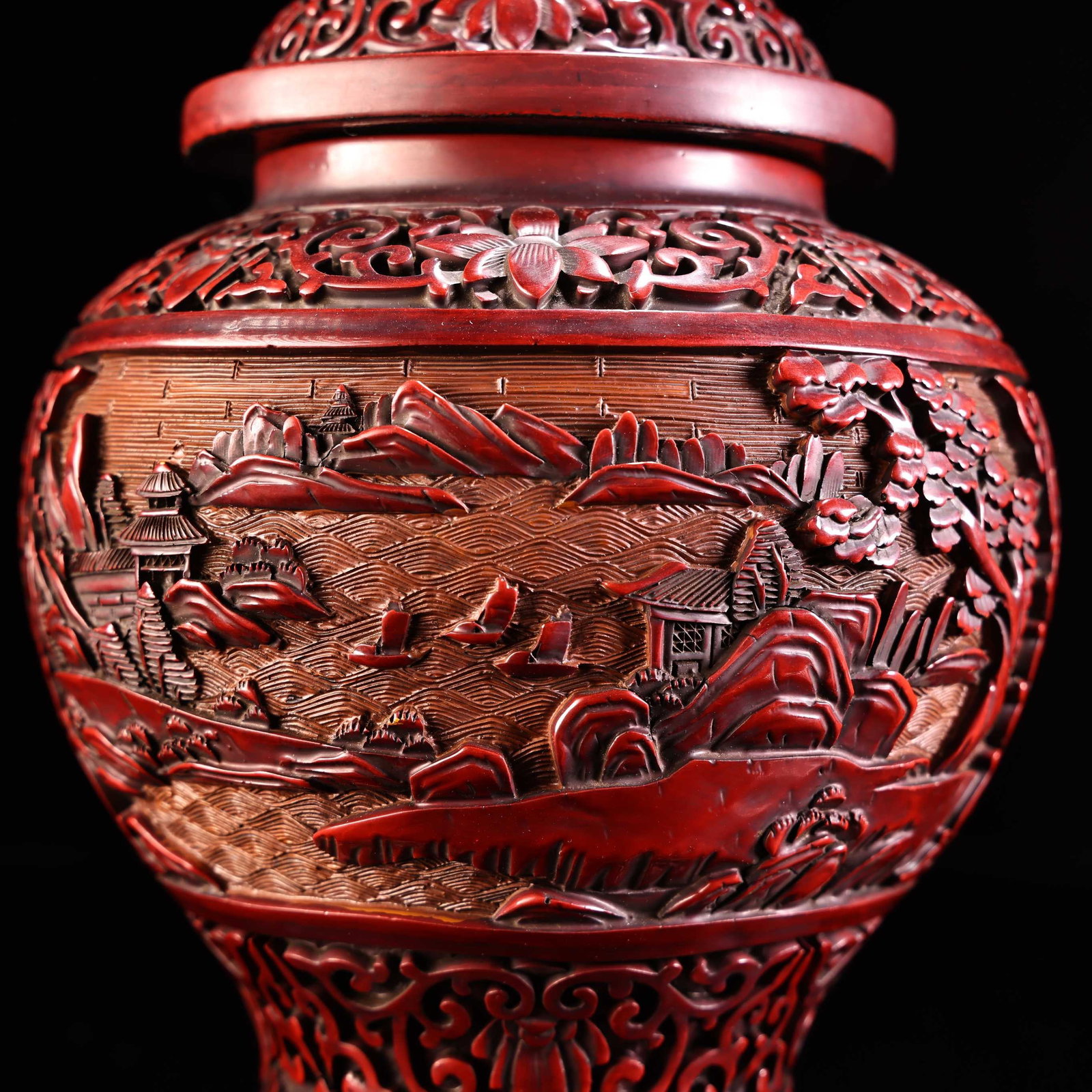An Exquisite Red Lacquer Landscape Pattern Lotus Pattern Jar - 4