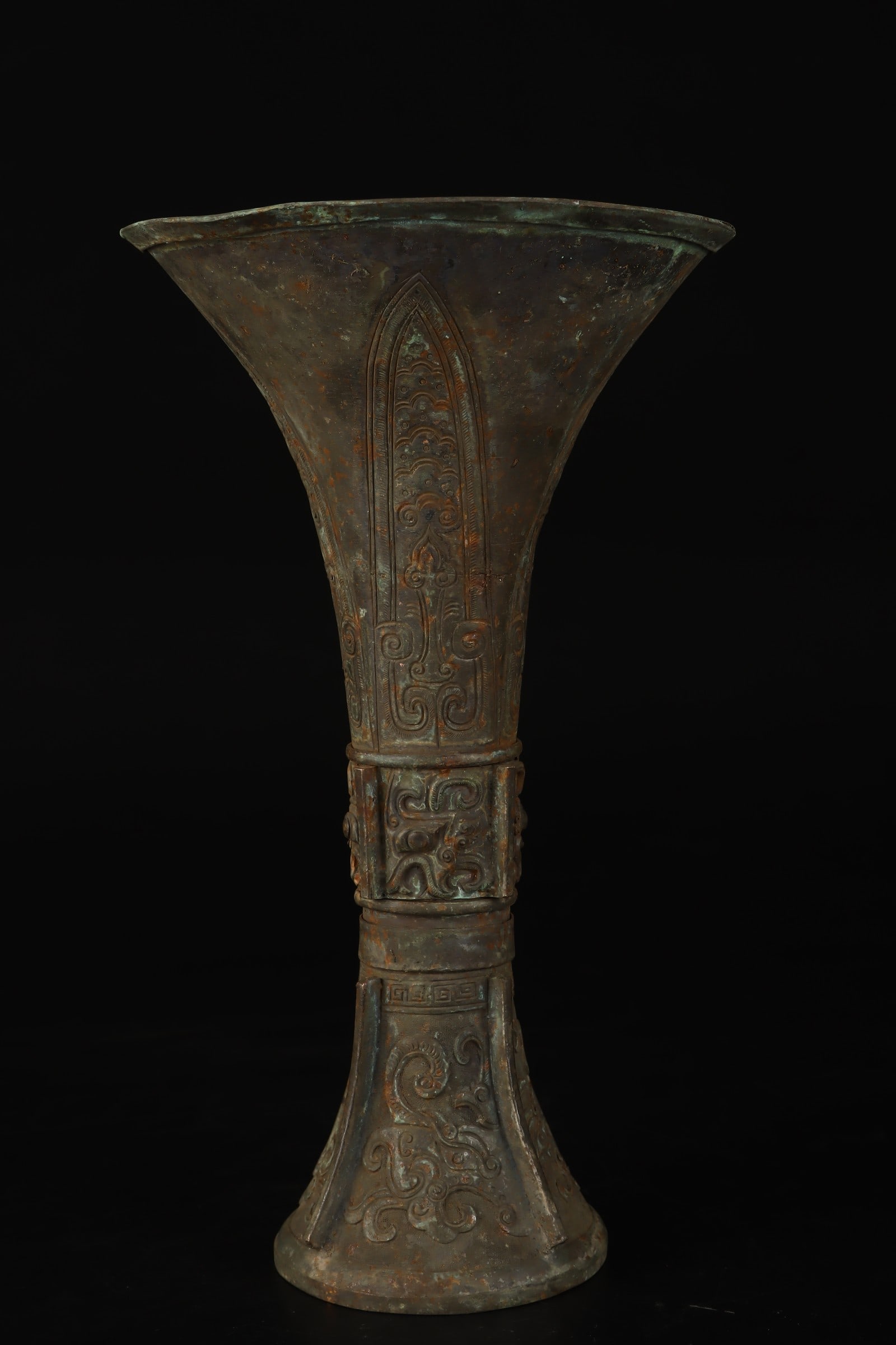 An Exquisite Silver Beast-Face Pattern Vase - 3