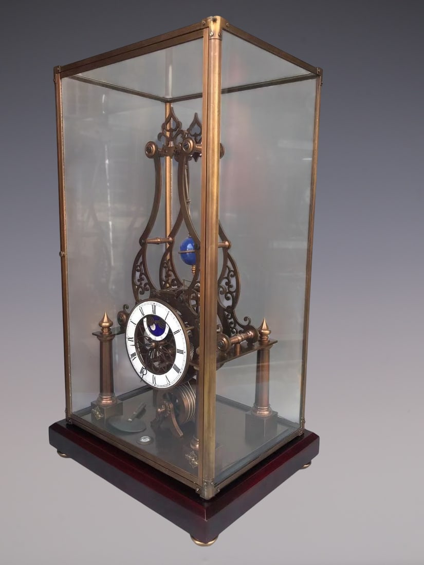 An Exquisite Bronze Clock - 2