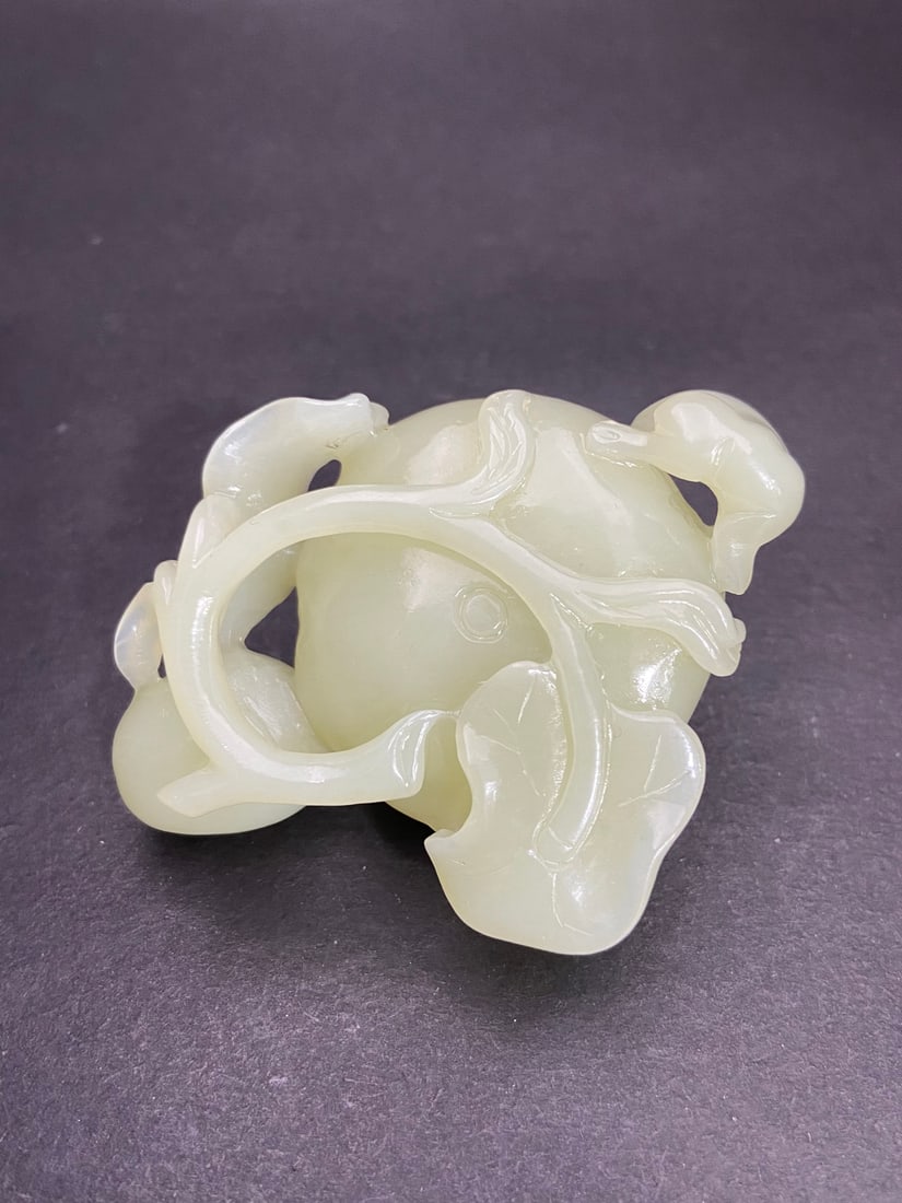 An Exquisite White Jade Frog Pattern Brush Washer - 7