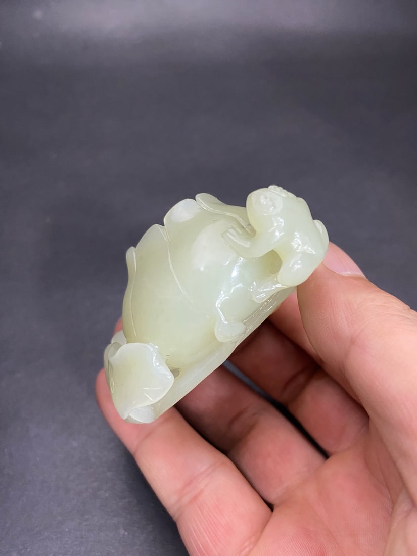 An Exquisite White Jade Frog Pattern Brush Washer - 8
