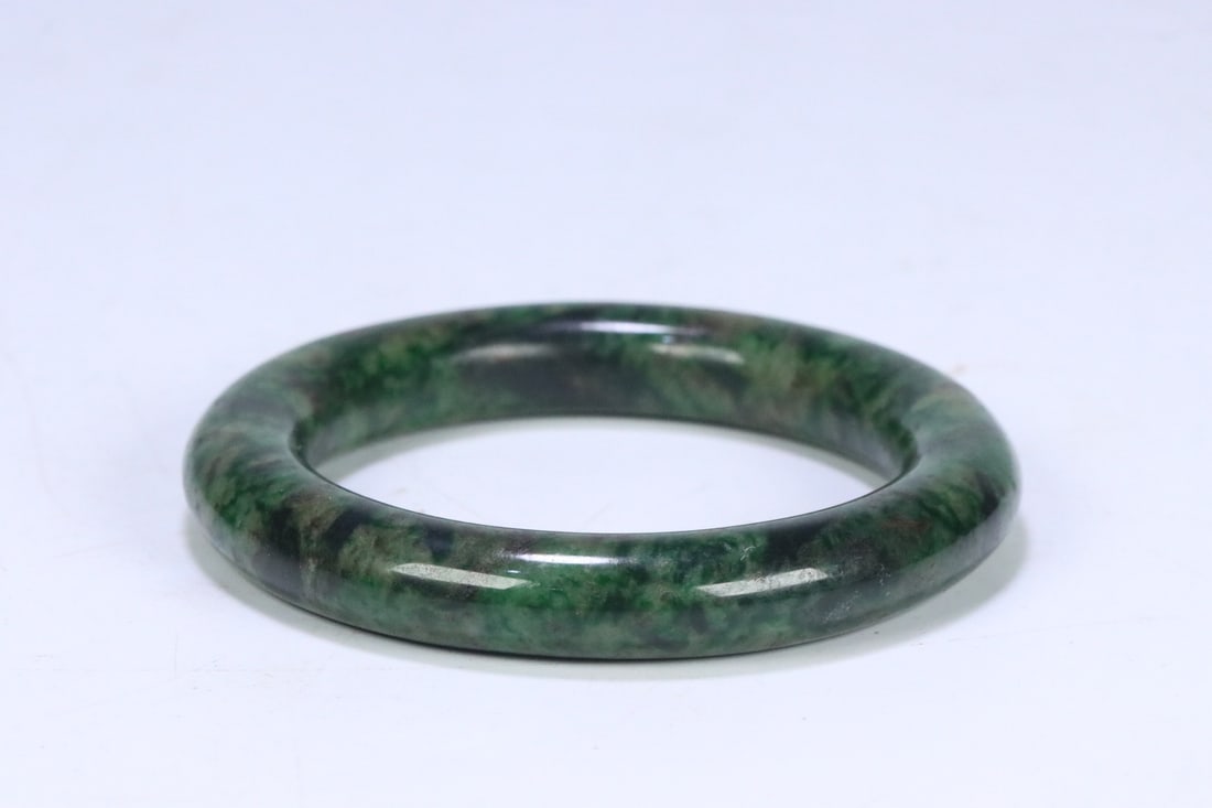 An Exquisite Jadeite Bracelets - 4