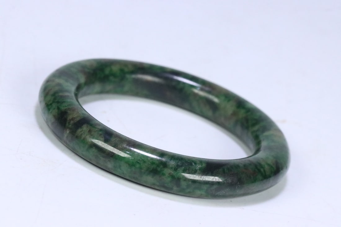 An Exquisite Jadeite Bracelets - 5
