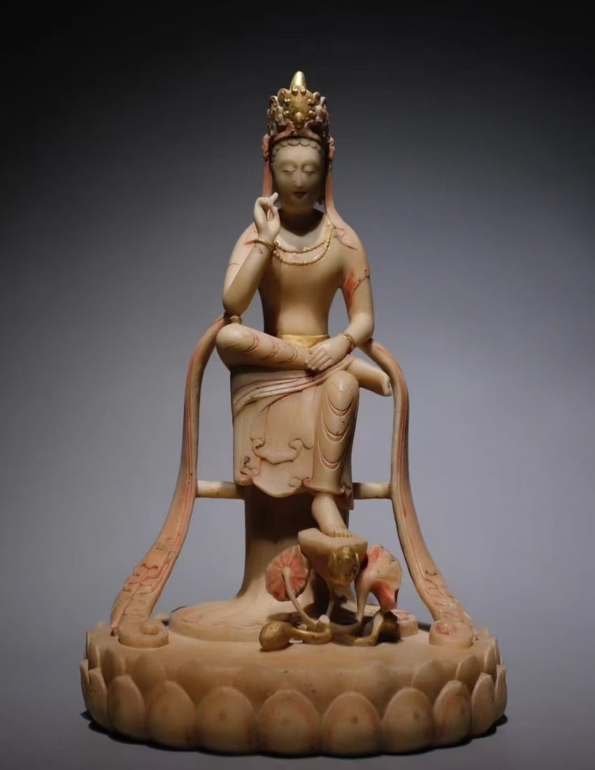 A Exquisite Marble Statue of Bodhisattva Ornament: A Exquisite Marble Statue of Bodhisattva Ornament Ancient Time, China Size:14.2inx9.1in汉白玉贴金彩绘思维菩萨 远古时