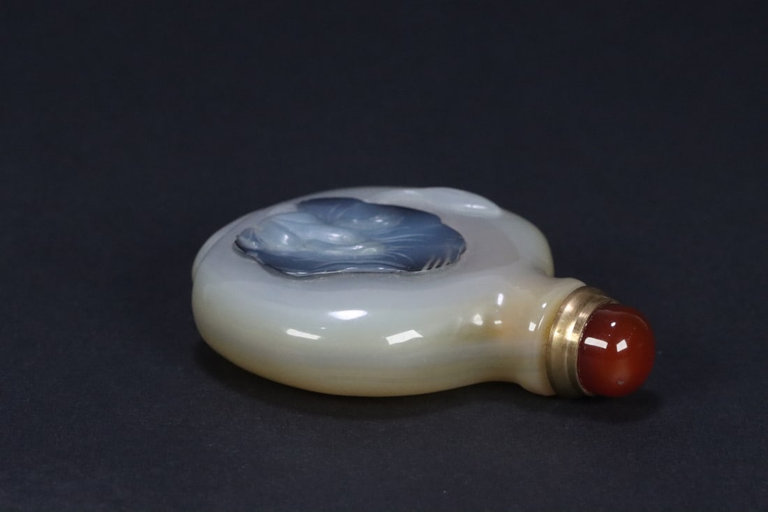 An Exquisite Agate Frog Pattern Snuff Bottle - 4