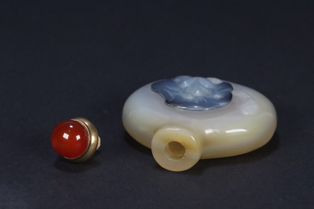 An Exquisite Agate Frog Pattern Snuff Bottle - 7