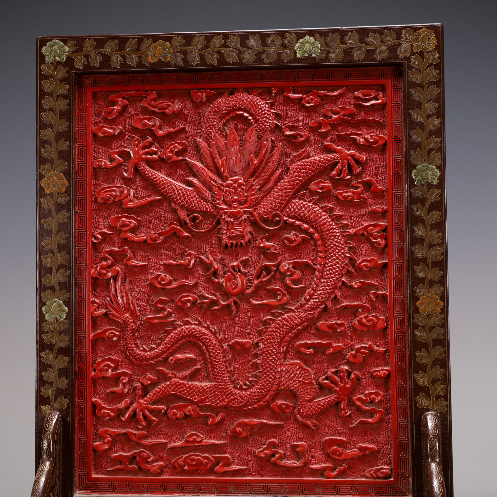 A Exquisite Carved Red Lacquer Dragon Pattern Landscape Pattern Screen - 2