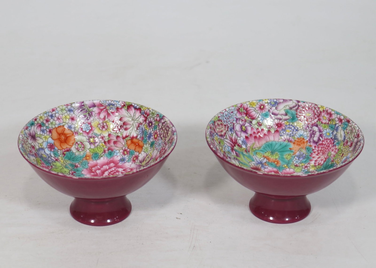 An Exquisite Enamel Flower Pattern Cup - 2