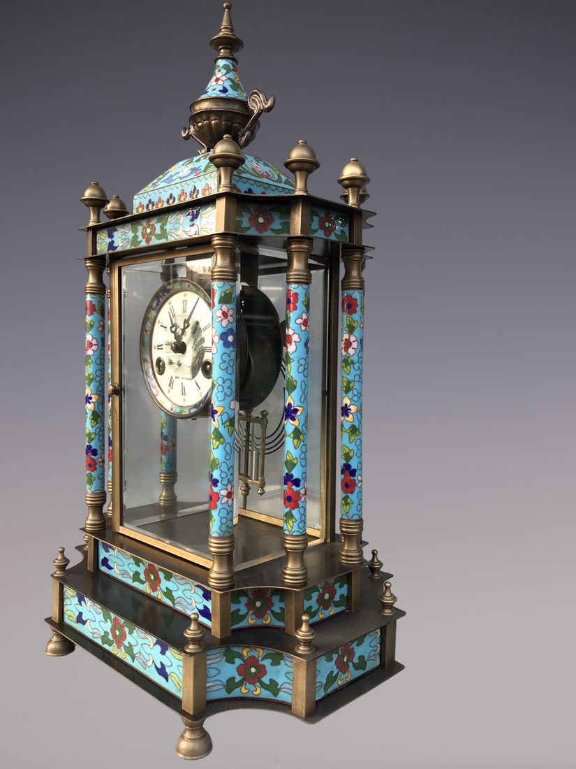 An Exquisite Bronze Lotus Pattern Clock - 3