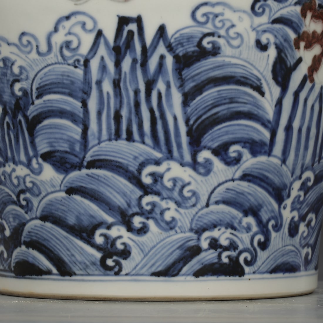 A Exquisite Blue and White Underglaze-Red Dragon Pattern Vase - 3