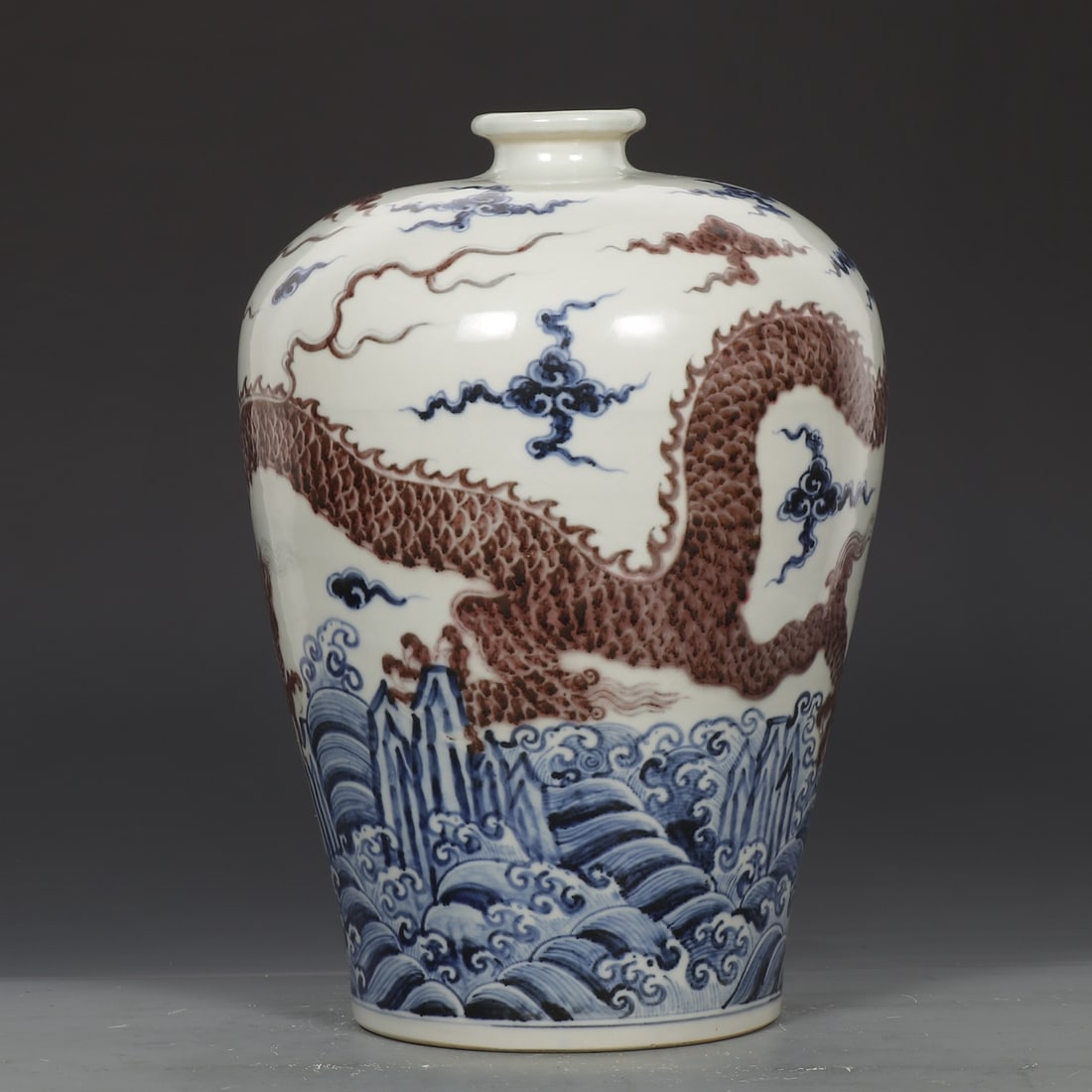 A Exquisite Blue and White Underglaze-Red Dragon Pattern Vase - 5