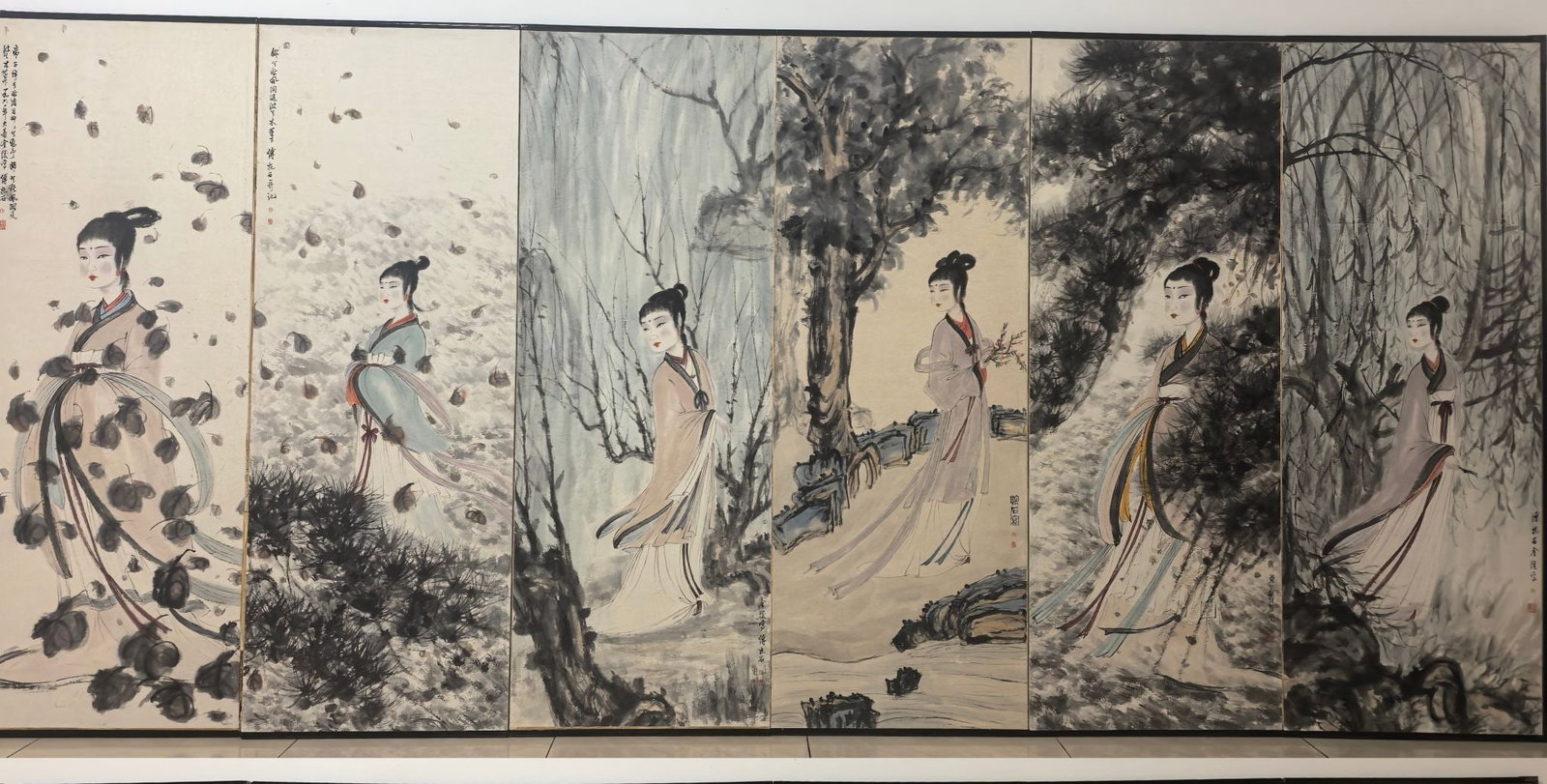 A Set of Chinese Hand Scroll Ink Paintings of Figures on Paper(Six) (1 of 20)