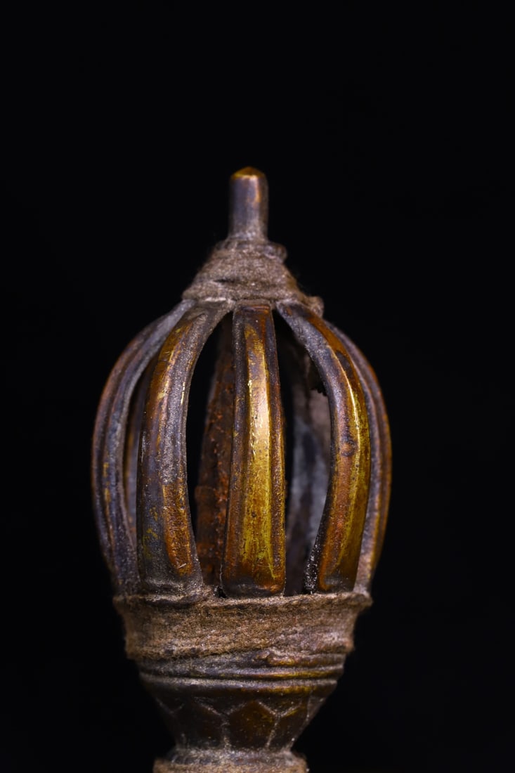 A Exquisite Coppery Base Vajra - 6