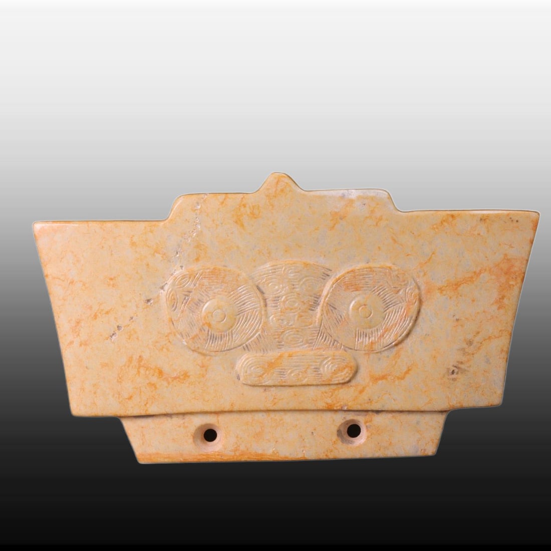 A Exquisite Gaogu Jade Beast-Face Pattern Ornament: A Exquisite Gaogu Jade Beast-Face Pattern Ornament,Ancient Time, China,Size:3.3inx1.9inx0.3in,Weight:51g 高古玉兽面纹摆件,远古时੏