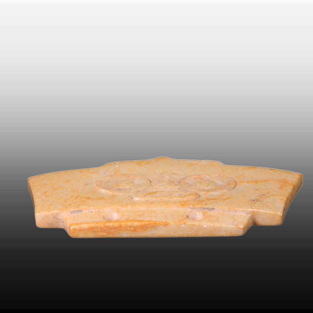 A Exquisite Gaogu Jade Beast-Face Pattern Ornament - 4