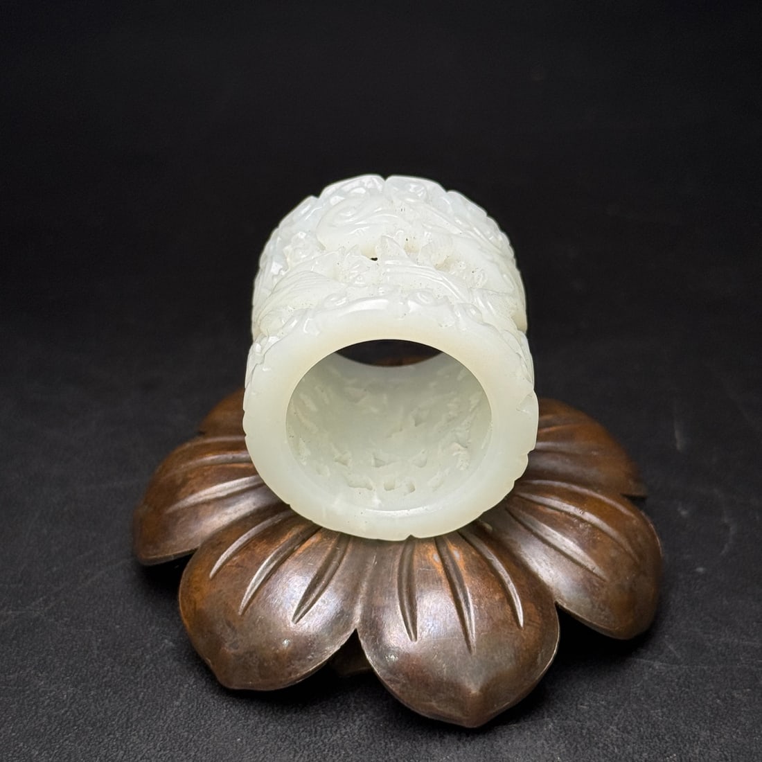 A Exquisite Hotan White Jade Dragon Pattern Thumb Ring - 5