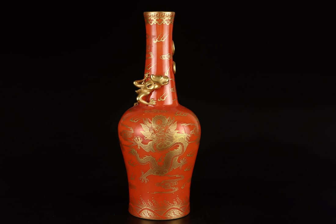 A Exquisite Iron-Red Painted Gold Dragon Pattern Vase: A Exquisite Iron-Red Painted Gold Dragon Pattern Vase,Qing Dynasty, China,Size:10.4inx4.3in 矾红描金龙纹瓶,中国清代
