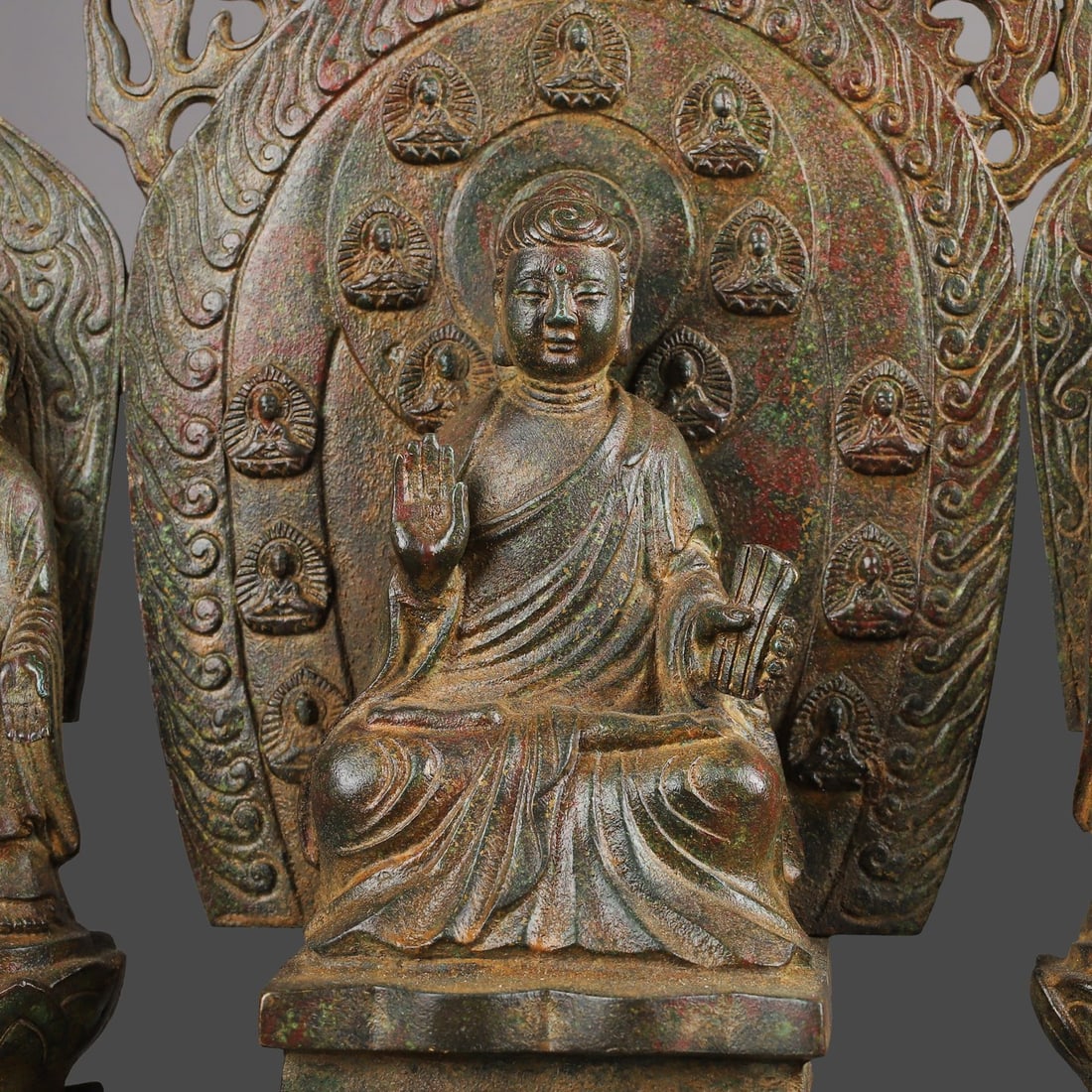 A Exquisite Bronze Buddha statue - 2