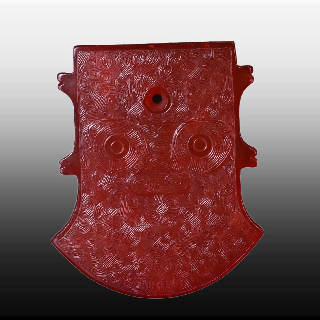 A Exquisite Gaogu Jade Hatchet: A Exquisite Gaogu Jade Hatchet,Ancient Time, China,Size:2.3inx1.9inx0.2in,Weight:34g 高古玉斧头,远古时期
