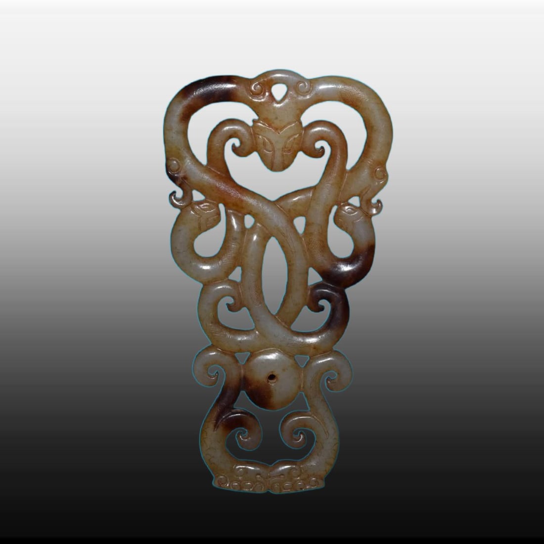 A Exquisite Hotan Jade Dragon Bi: A Exquisite Hotan Jade Dragon Bi,Ancient Time, China,Size:3.9inx2.4in,Weight:60g 和田玉龙璧,远古时期