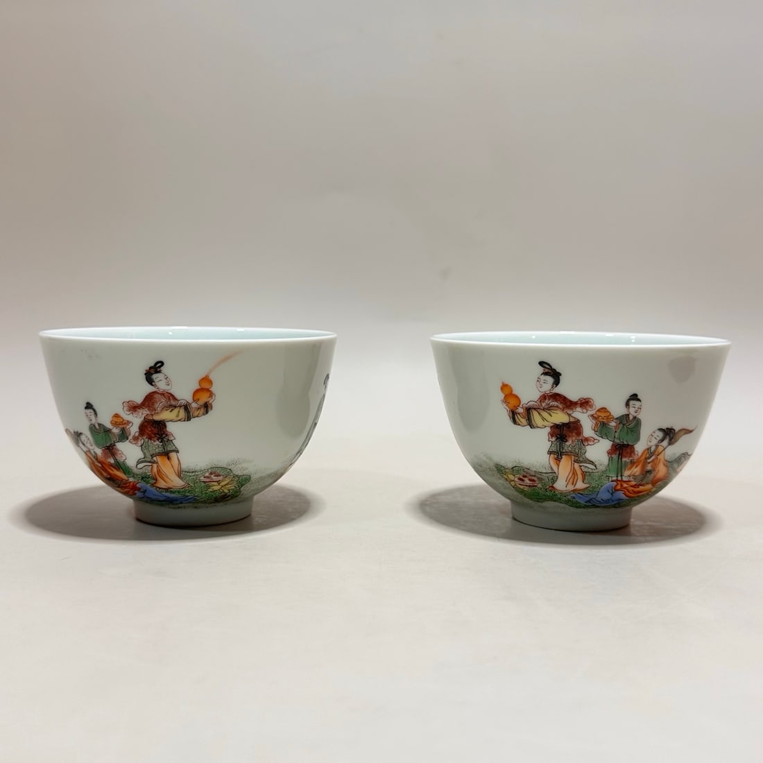 A pair of Exquisite Famille-Rose Character and Story Pattern Bowl: A pair of Exquisite Famille-Rose Character and Story Pattern Bowl,Qing Dynasty, China,Yongzheng Four-character Mark,Size:2.3inx3.7inx1.5in