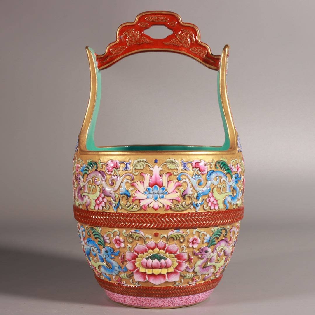 A Exquisite Enamel Carved Gold Ground Lotus Pattern Bucket: A Exquisite Enamel Carved Gold Ground Lotus Pattern Bucket,Qing Dynasty, China,Qianlong Six-character Mark,Size:8.3inx5.1in