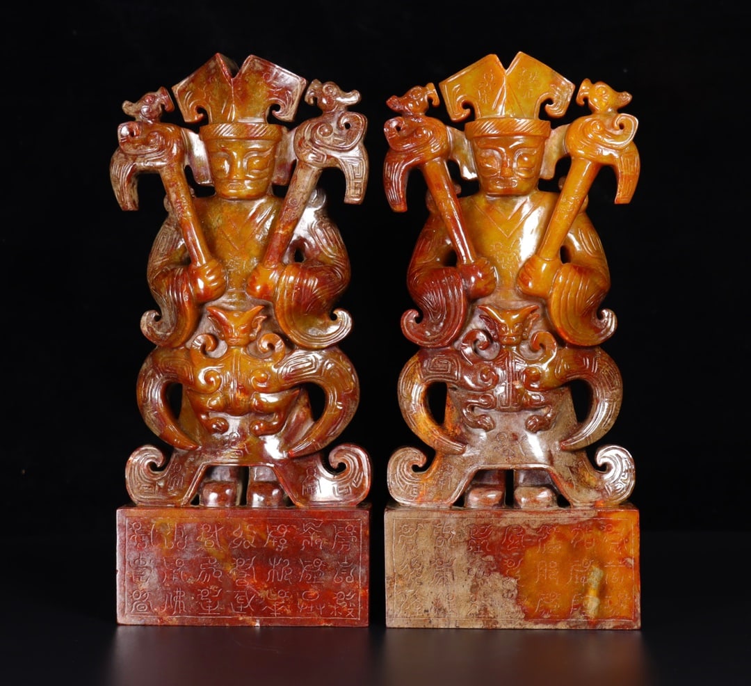 A pair of Exquisite Hotan Jade Figures Ornament: A pair of Exquisite Hotan Jade Figures Ornament,Ancient Time, China,Size:4.5inx2inx10.4in ,Weight:2503g 一对和田玉人物摆件,远古时