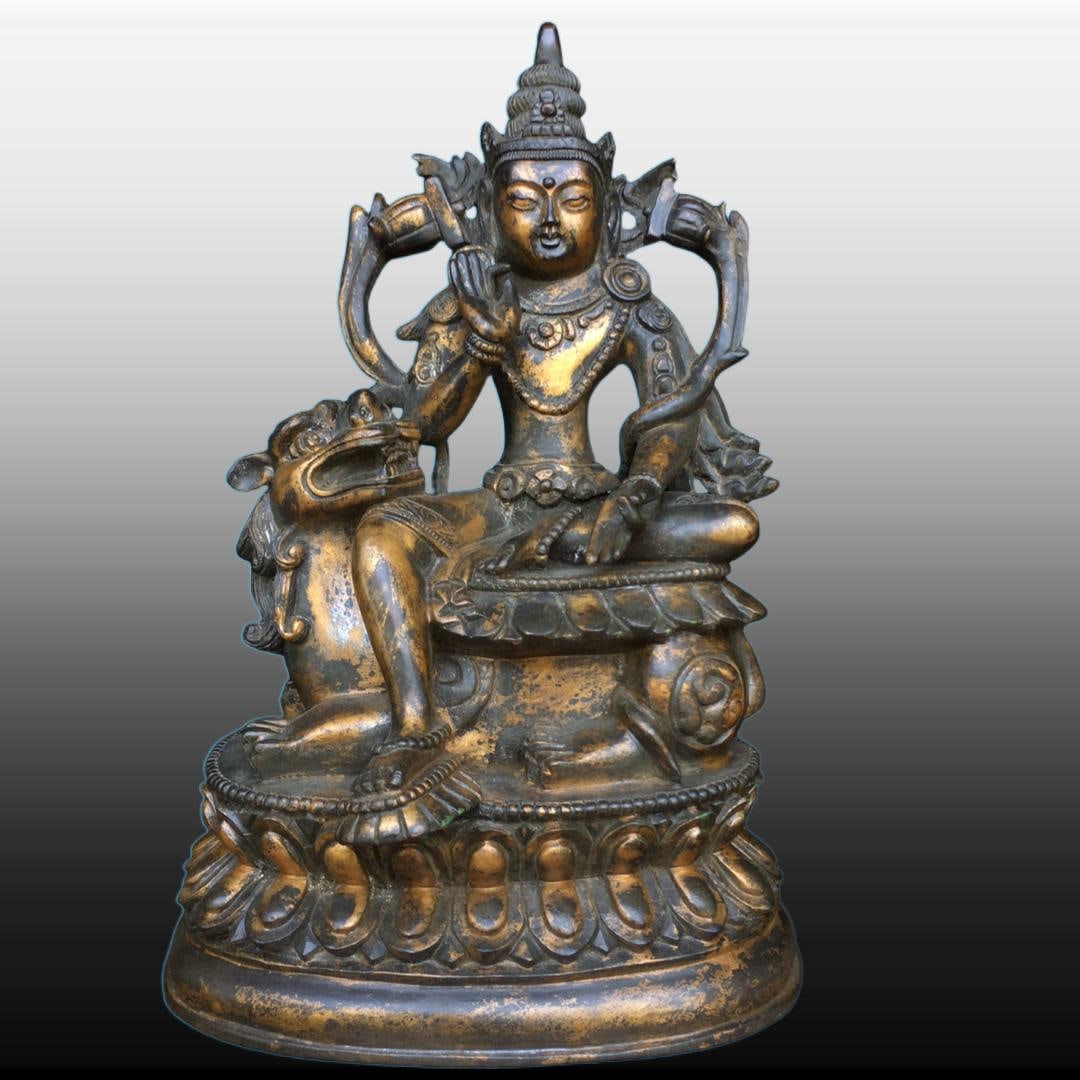 A Exquisite Bronze Buddha Statue Ornament (1 of 9)