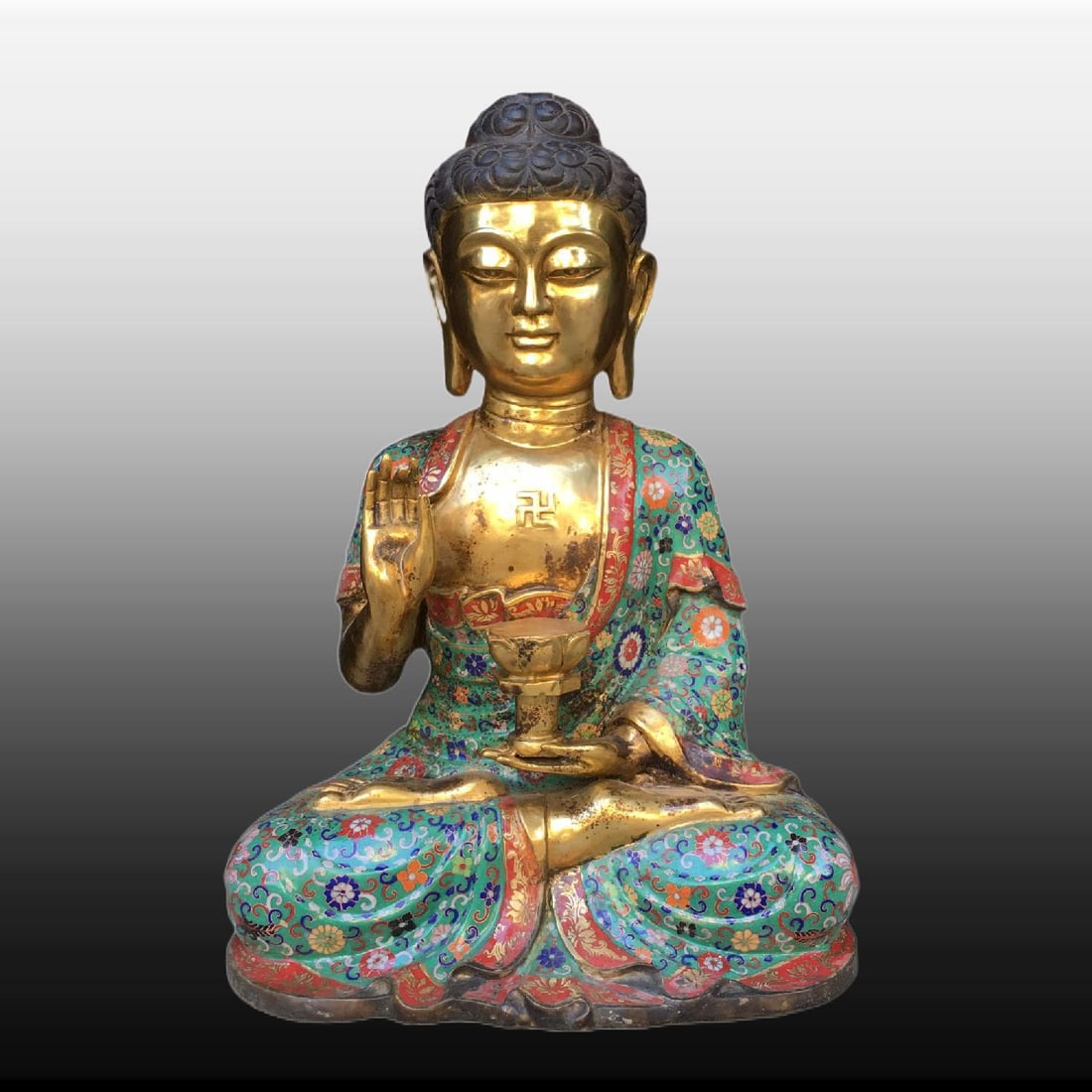 A Exquisite Cloisonne Buddha statue Ornament: A Exquisite Cloisonne Buddha statue Ornament,Ming Dynasty, China,Yongle Six-character Mark,Size:24.4inx17.3inx10.6in,Weight:17500g