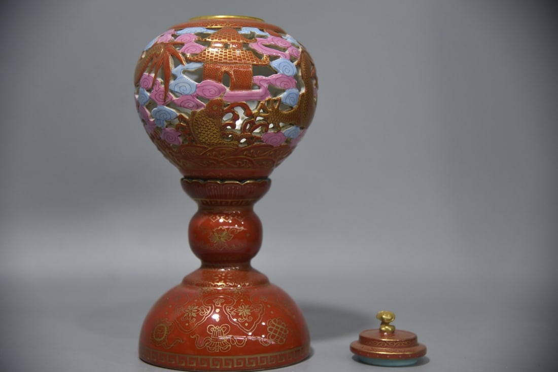 A Exquisite Enamel Painted Gold Dragon Pattern Censer: A Exquisite Enamel Painted Gold Dragon Pattern Censer,Qing Dynasty, China,Qianlong Six-character Mark,Size:11inx4.7in 珐琅彩描金龙纹炉,中国&