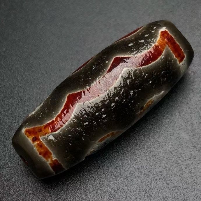 A Exquisite Five-eye Dzi bead - 3