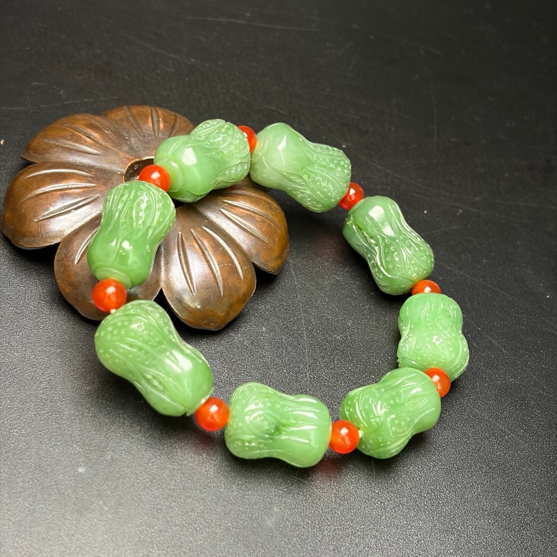 A Exquisite Hotan Jasper Cabbage Pattern Bracelets - 2