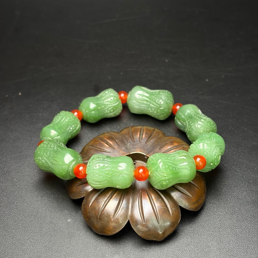 A Exquisite Hotan Jasper Cabbage Pattern Bracelets - 4