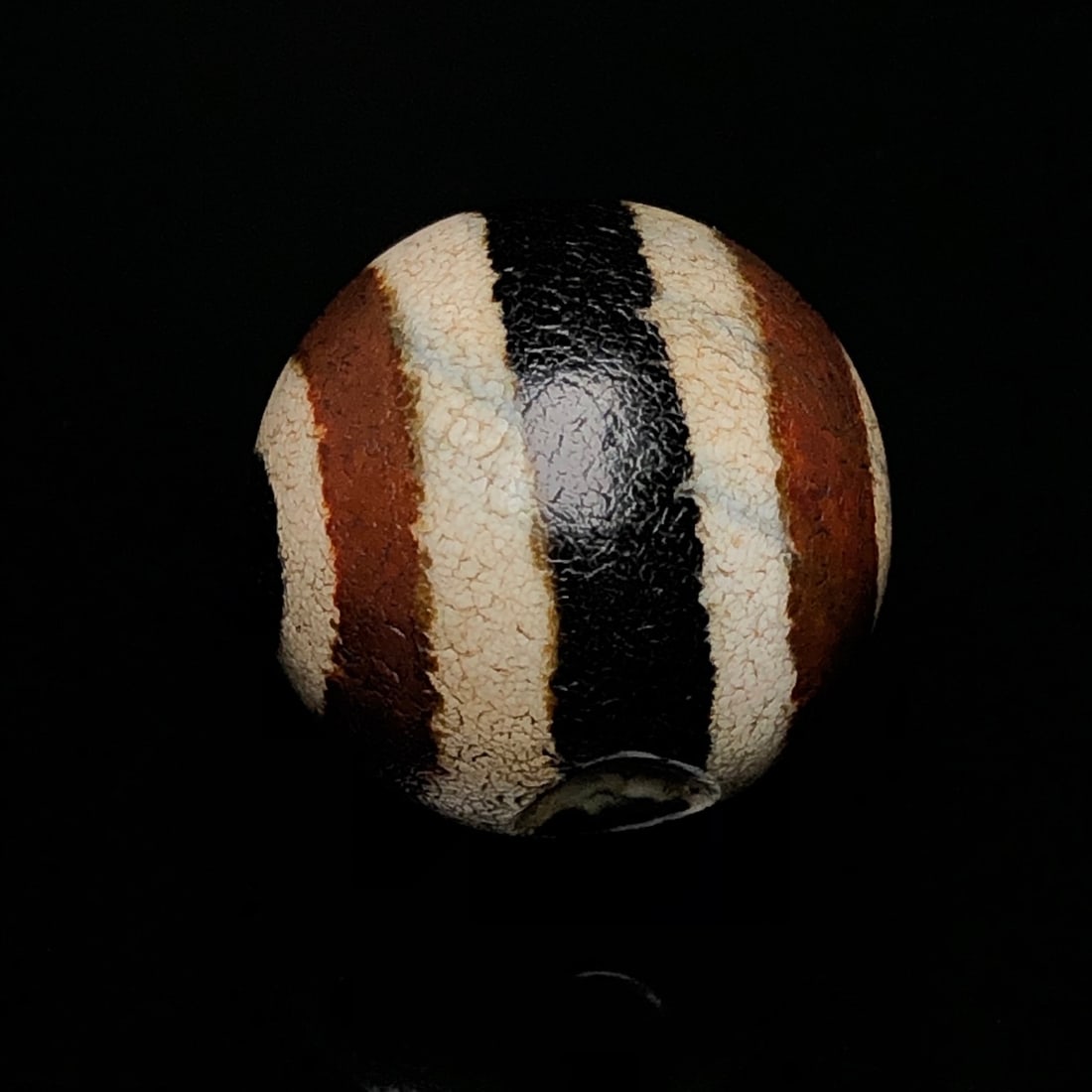 A Exquisite Heaven Eye Dzi bead - 2