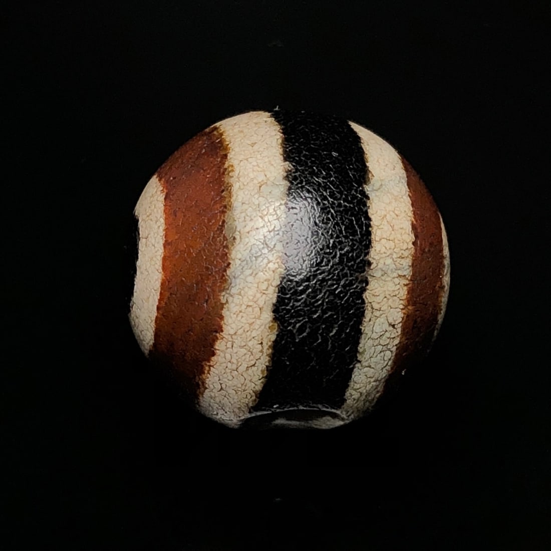 A Exquisite Heaven Eye Dzi bead - 4