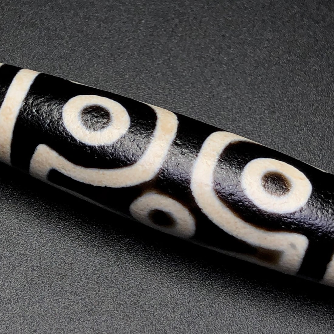 A Exquisite Six-eye Dzi bead - 8