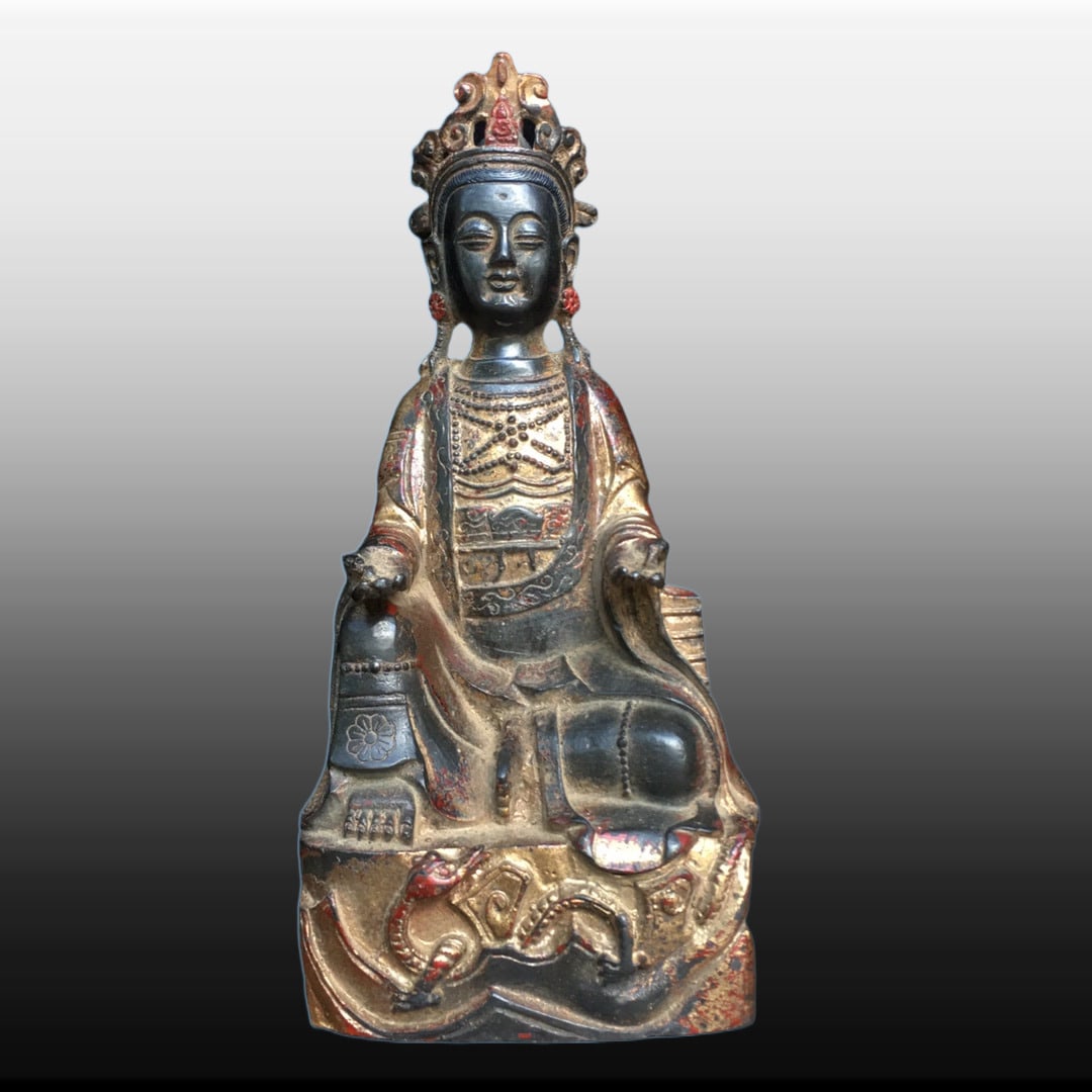 A Exquisite Bronze Buddha Statue Ornament: A Exquisite Bronze Buddha Statue Ornament,Ming Dynasty, China,Size:8.7inx3.9in,Weight:1060g 铜造佛像摆件,中国明代