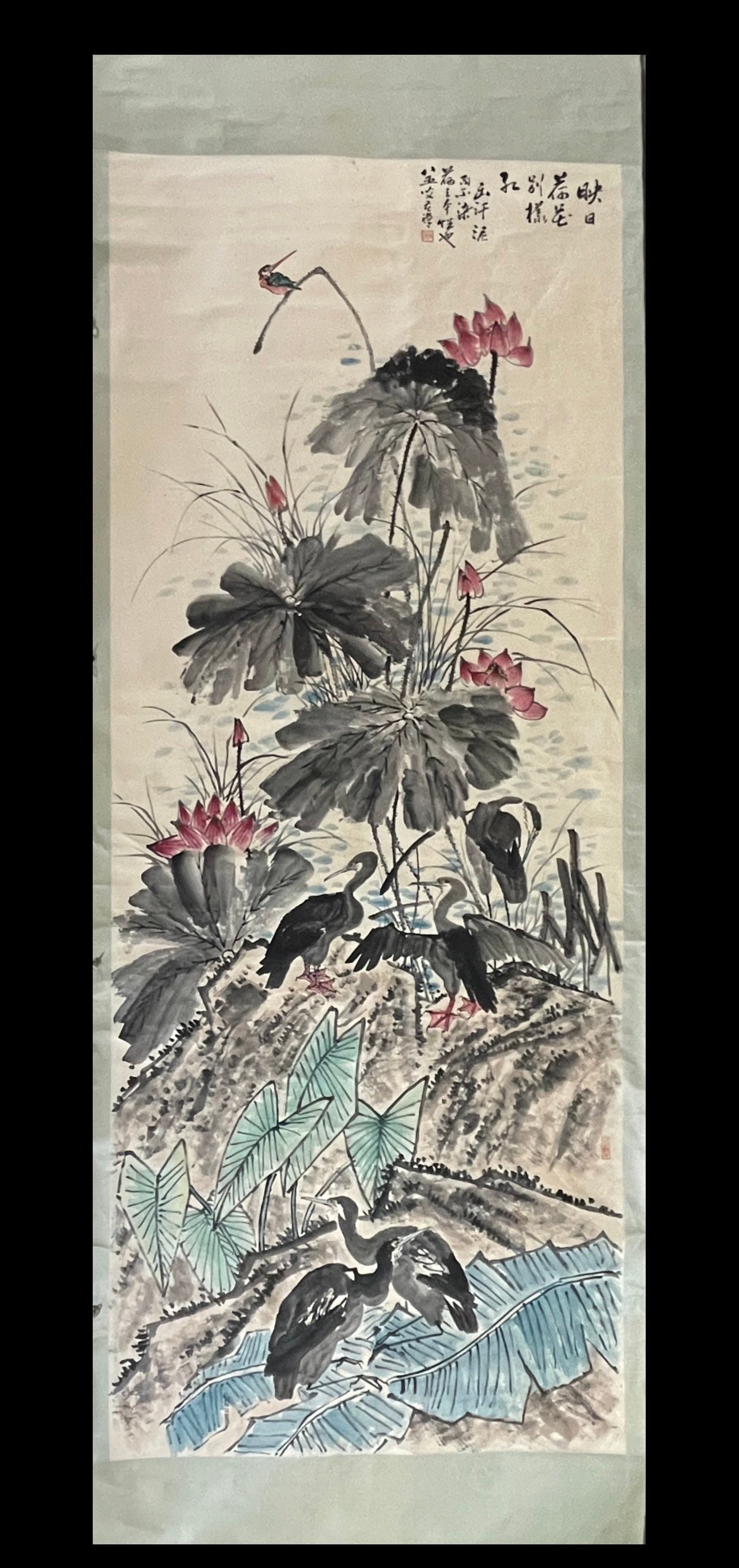 A Chinese Vertical Scroll Ink Painting of Flower and Bird on Paper: A Chinese Vertical Scroll Ink Painting of Flower and Bird on Paper,Modern Time of China,Li Kuchan,withoutframesize:55.1inx141.7in 一幅中国水墨纸本഑