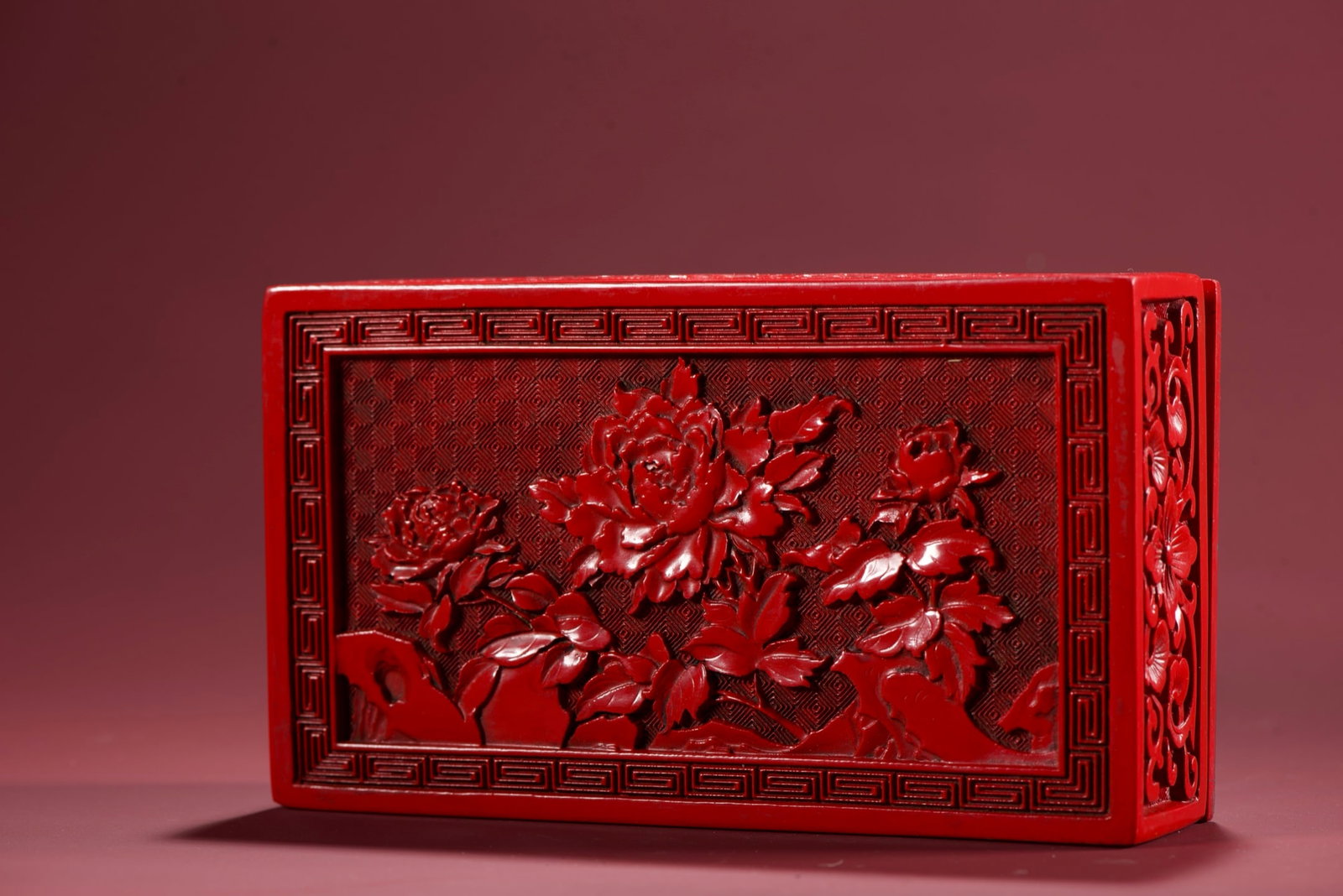 A Exquisite Carved Red Lacquer Flower Pattern Box - 6